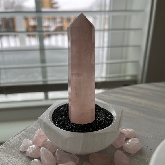 Rose Quartz Tower - Picture 6 of 8